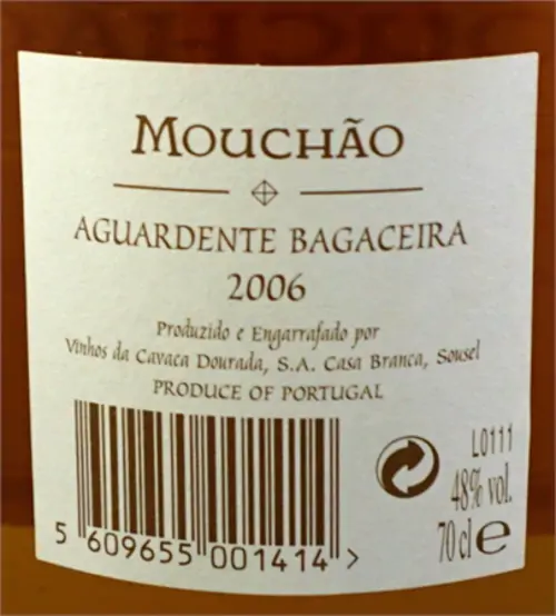 aguardente-bagaceira-mouchao-1.png