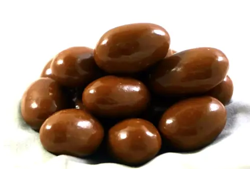 MILK CHOCOLATE ALMONDS