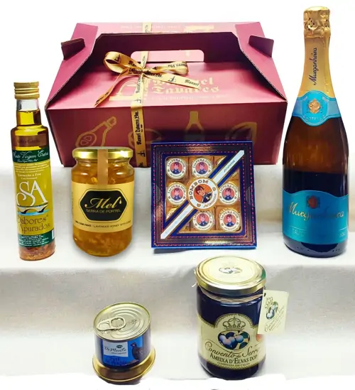 “FIGUEIRA“ CHEST