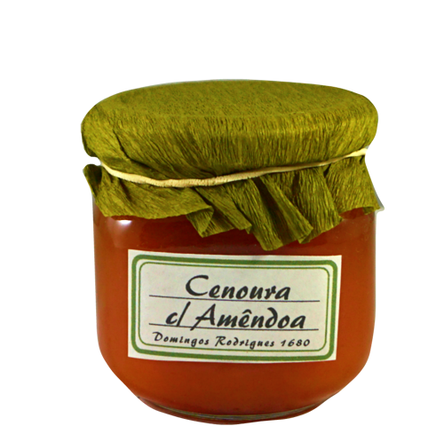 DOCE DE CENOURA COM AMÊNDOA