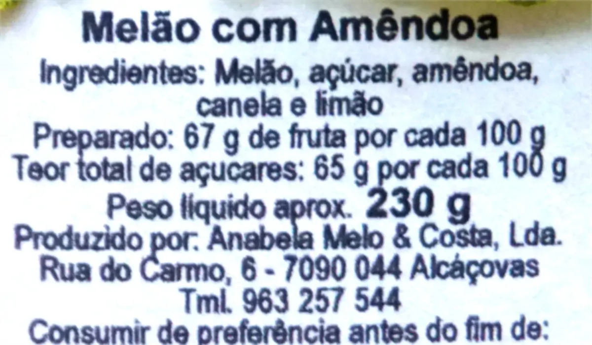 doce-de-melao-com-amendoas-1.png