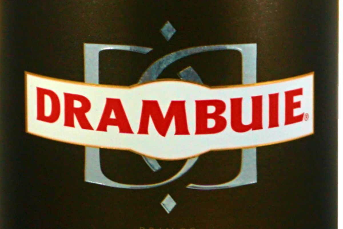 drambuie-licor-de-whisky-2.png