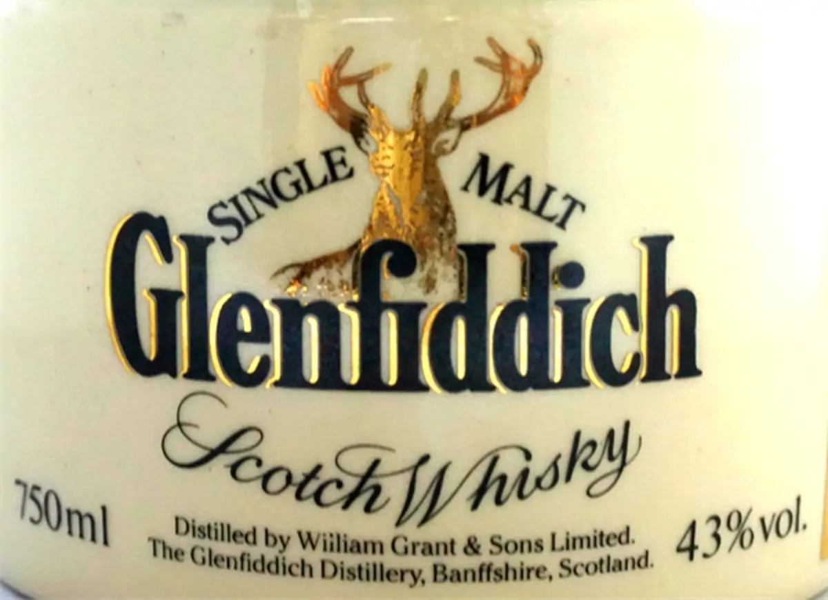 glenfiddich-charles-stuart-whisky-3.png