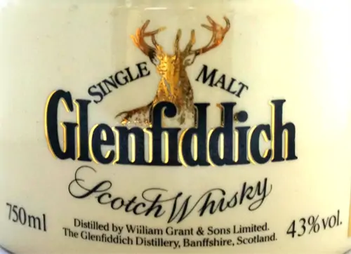 glenfiddich-charles-stuart-whisky-3.png