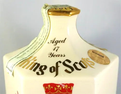 king-of-scots-17-anos-porcelana-2.png