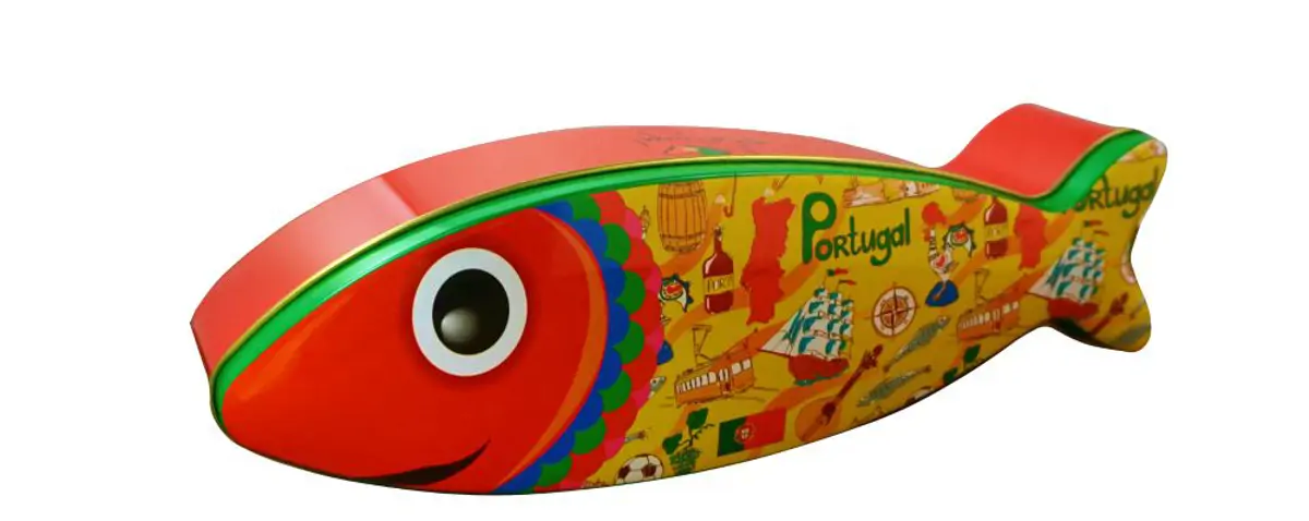 SARDINE TIN WITH CHOCOLATE COOKIES