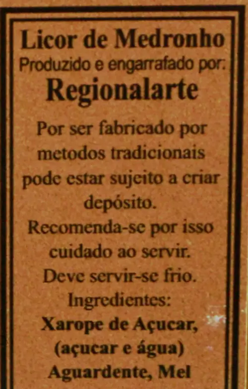 licor-de-medronho-regional-1.png