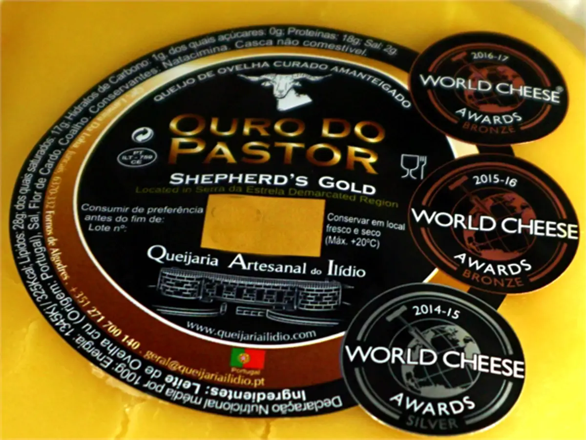 queijo-serra-amanteigado-unidade-1.png